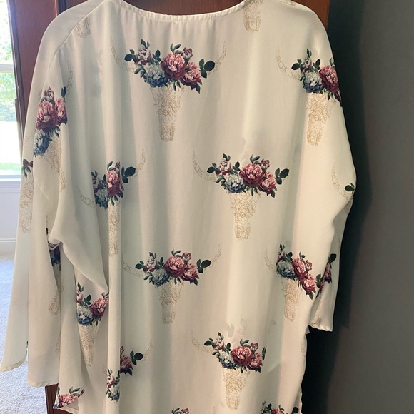 Peach Love California Kimono - Picture 3 of 3